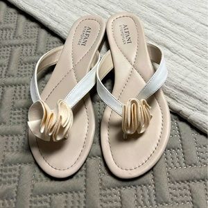 Alfani Step ‘n Stretch Flip Flops